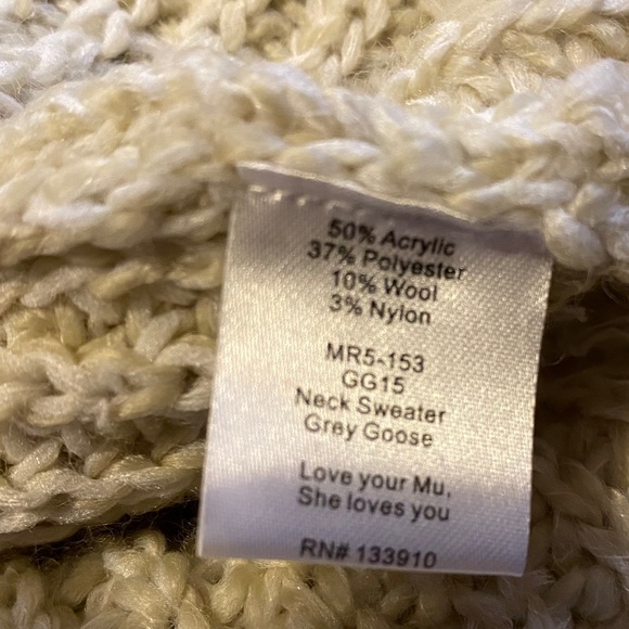 RARE Mumu Mellow Chunky Knit Gooseneck Sweater - Picture 9 of 9